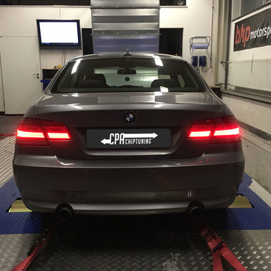 At the Test: BMW (F10) 550i read more