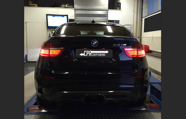 At the Test: BMW (F10) 550i read more