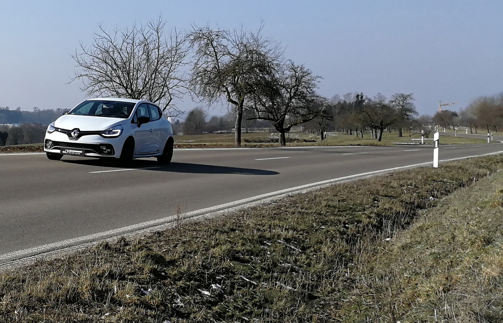 Isolatore compatto adatto alla strada