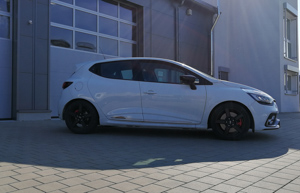 Isolatore compatto adatto alla strada