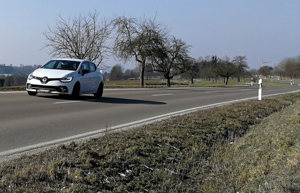 Isolatore compatto adatto alla strada
